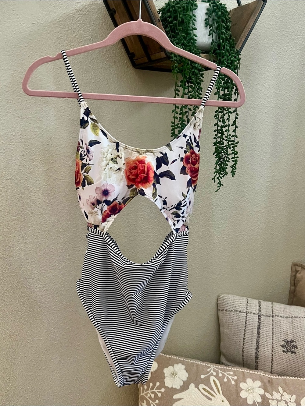 Cupshe Floral & Striped Cutout One-Piece Swimsuit — White, Black, Pink